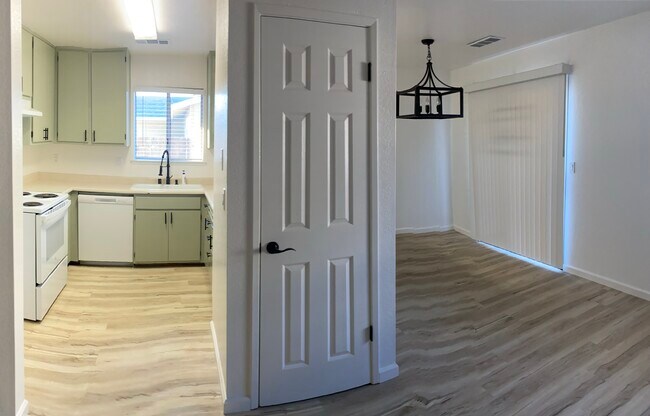 Foto del edificio - 1845 Liberty Ct