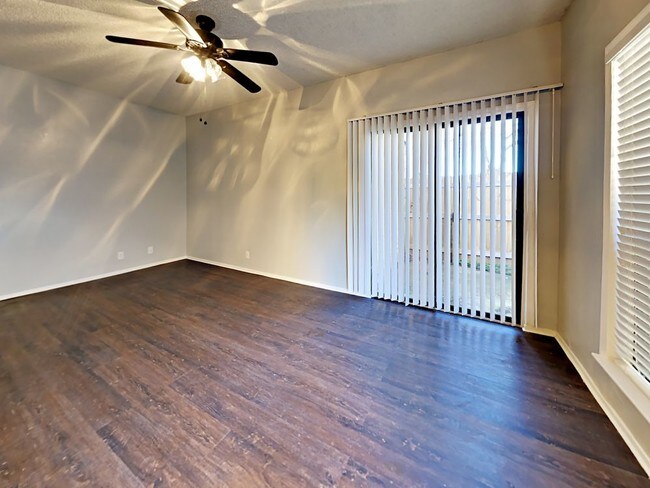 Building Photo - 15014 Spring Creek