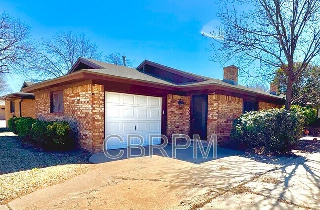 Foto del edificio - 4409 75th Dr