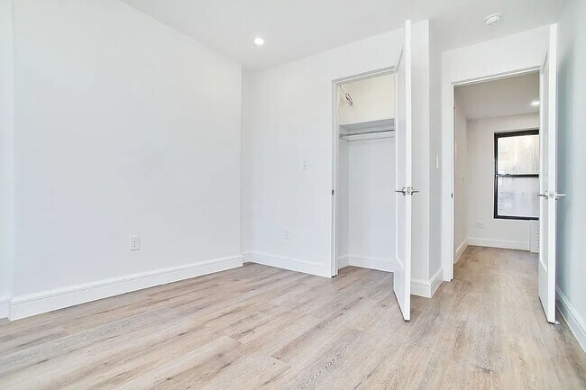 Foto del edificio - 219 13th Street