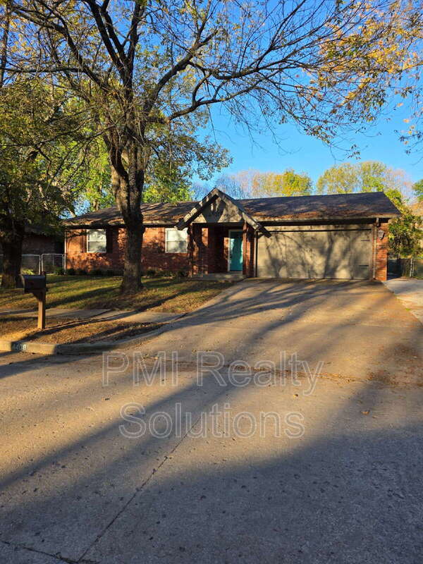 Foto del edificio - 4408 S Butternut Ave