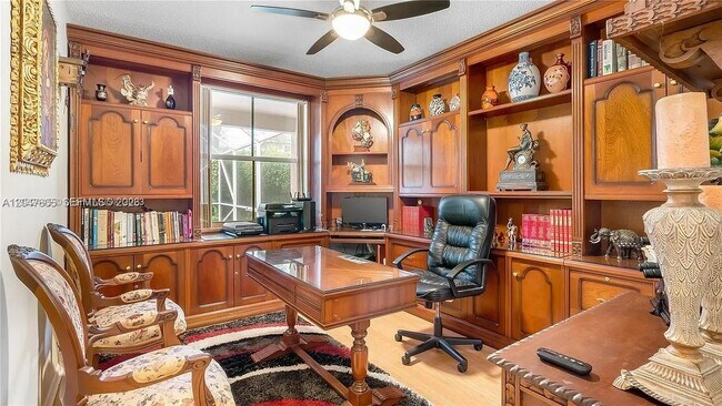Foto del edificio - 1714 Royal Grove Way