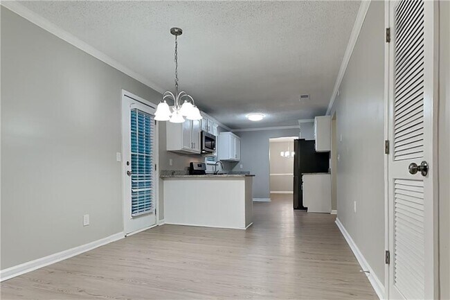 Foto del edificio - 3111 Mineral Ridge Ln