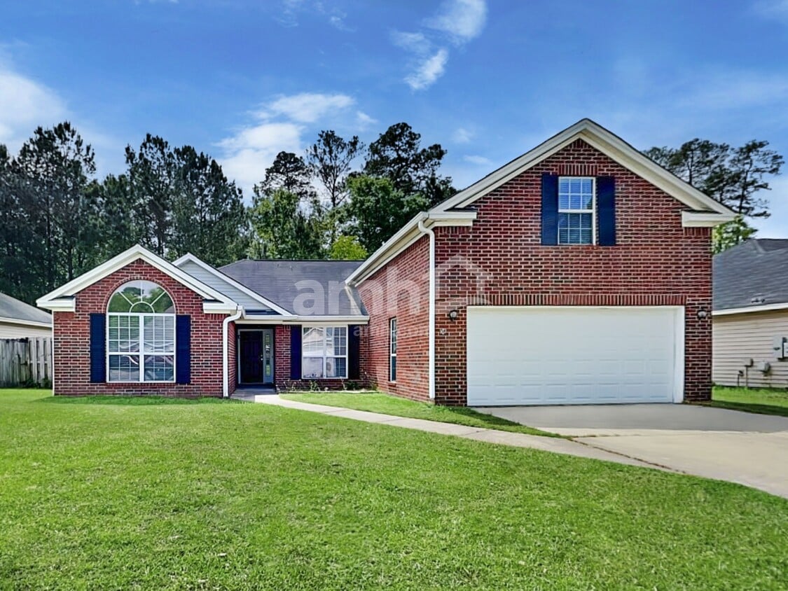 Primary Photo - 15 Carlisle Ln