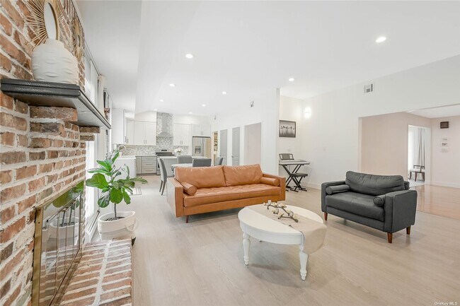 Foto del edificio - 5 Millbrook Ct