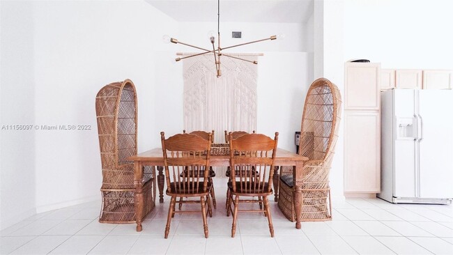 Foto del edificio - 5449 Grande Palm Cir