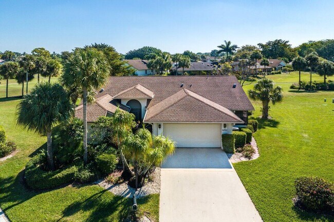 Building Photo - 16700 Willow Creek Dr