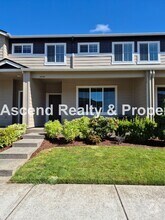 Building Photo - 16148 NW Pristine Ln