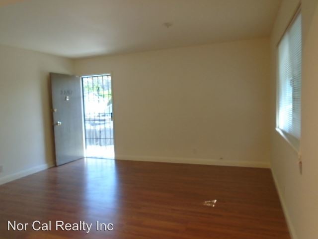 Building Photo - 22175 Rio Vista St