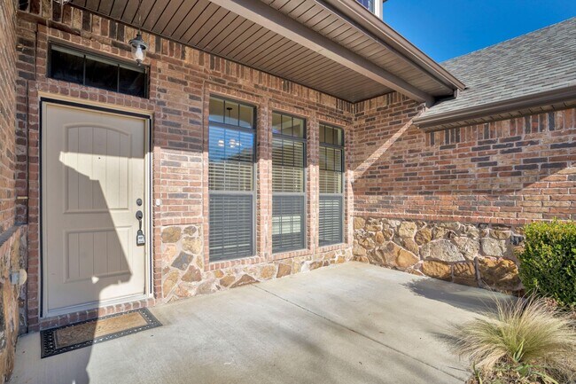 Foto del edificio - Stunning 4 Bed 2 Bath Home close to Elm Springs Walmart!