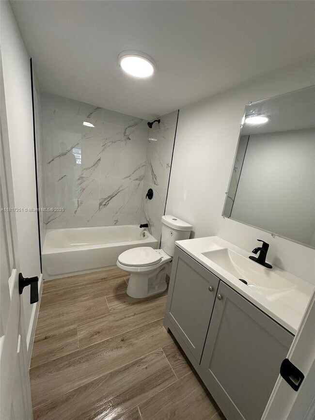 Building Photo - 1 bedroom in North Miami FL 33162