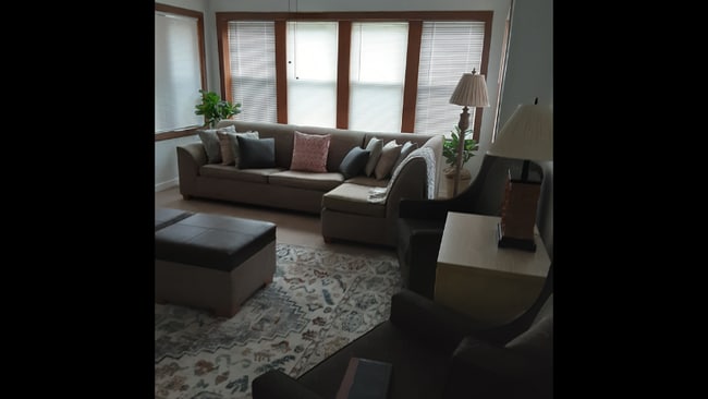 Photo - 4622 W Jackson Blvd Apartment