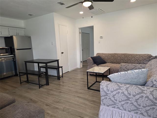 Foto del edificio - 853 Broadway Ave