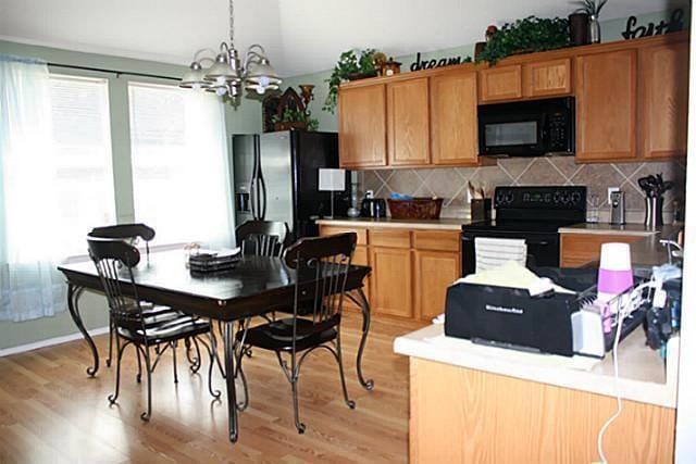 Building Photo - 3129 Kennedy Dr