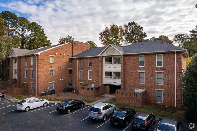 Building Photo - Ivy Commons