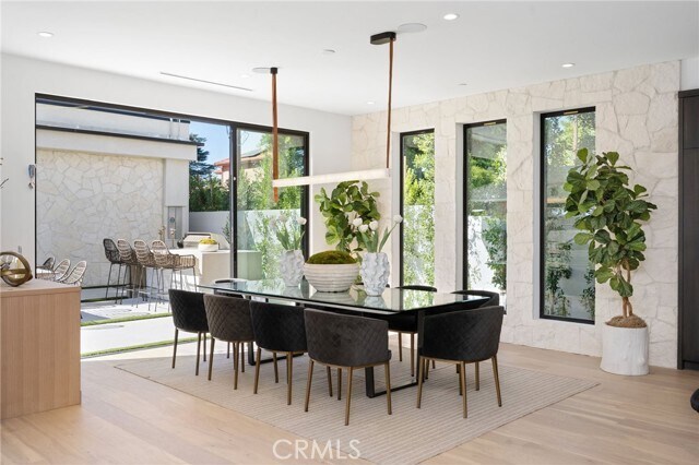 Foto del edificio - 4629 Burnet Ave