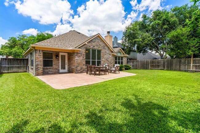 Foto del edificio - 7522 Broken Oak Ln