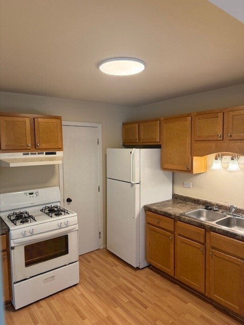 Building Photo - 212 Thornapple Ct
