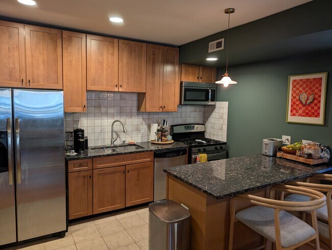 Foto del edificio - 4845 N Washtenaw Ave