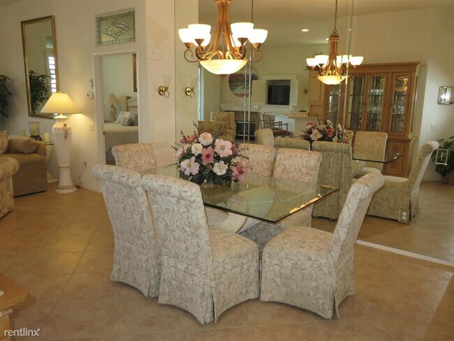 Building Photo - 2 br, 1.5 bath House - 80208 Royal Birkdal...