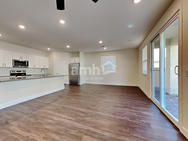 Building Photo - 288 Austin Bellerose Place