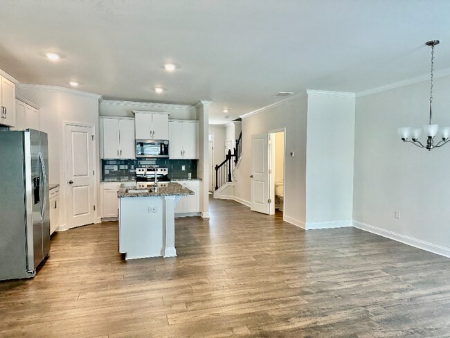 Foto del edificio - 175 Creekview Rd