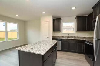 Building Photo - 8135 Vacek Meadows Loop