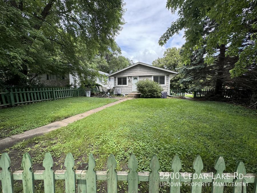 Primary Photo - 5900 Cedar Lk Rd S