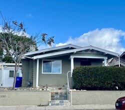 Building Photo - 3080 Myrtle Ave