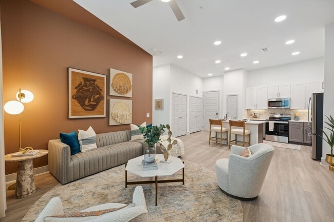 Building Photo - Move-In Special: 4–6 Weeks Free