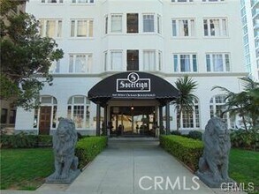 Building Photo - 360 W Ocean Blvd