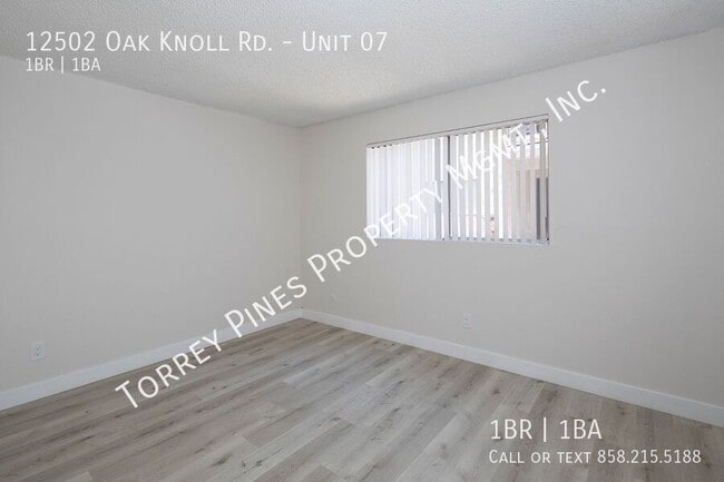 Foto del edificio - 12502 Oak Knoll Rd