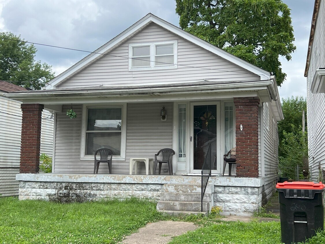 Primary Photo - 2321 Duncan St