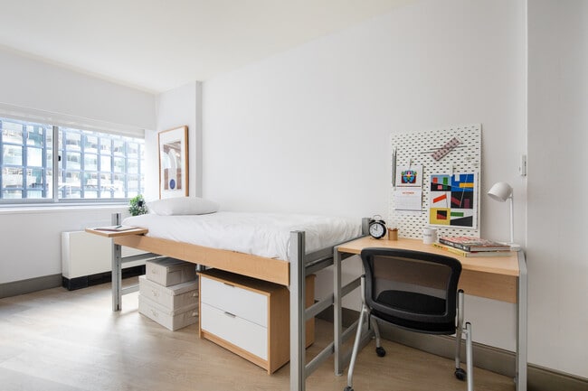 Photo - FOUND Study Midtown East - Student/Intern Apartments