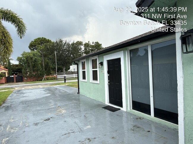 Foto del edificio - 315 NW 1st Ave