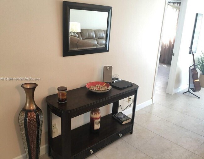 311 S Hollybrook Dr Unit 202, Pembroke Pines, FL 33025 Condo for Rent
