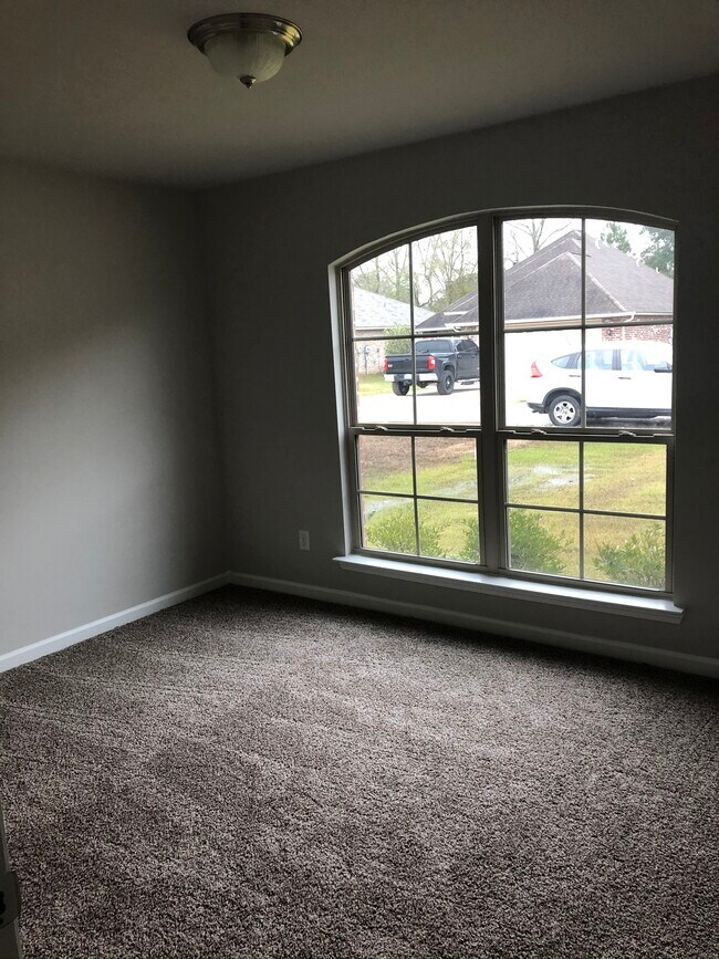 Foto del edificio - 28453 Evangeline Ln