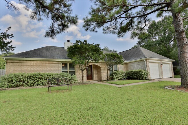 Foto del edificio - 7110 Yardley Dr