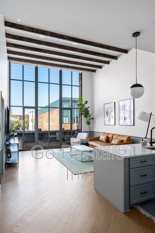 Foto principal - 2212 Morris Ave