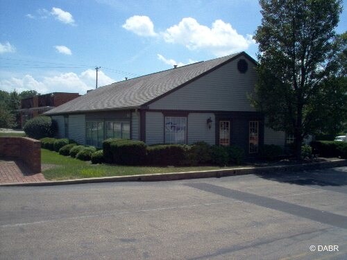 Primary Photo - DAYTON LEBANON Pike