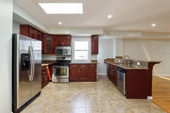Foto del edificio - 306 3rd St