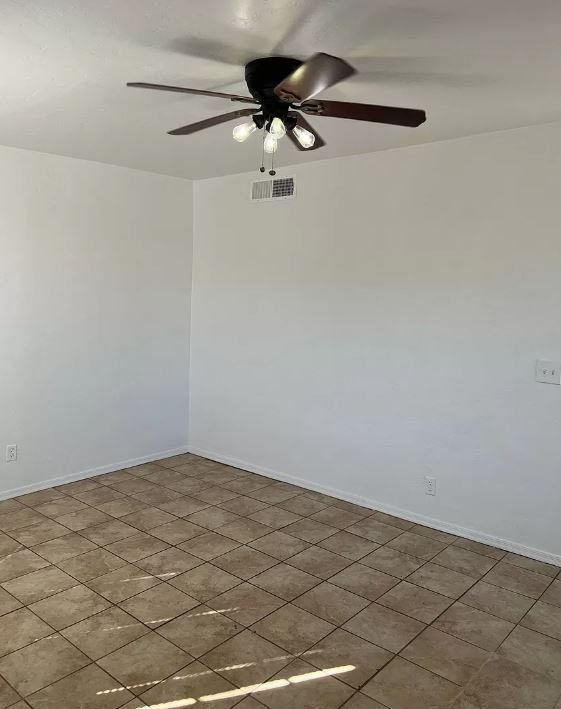 Building Photo - 2941 N Edith Blvd