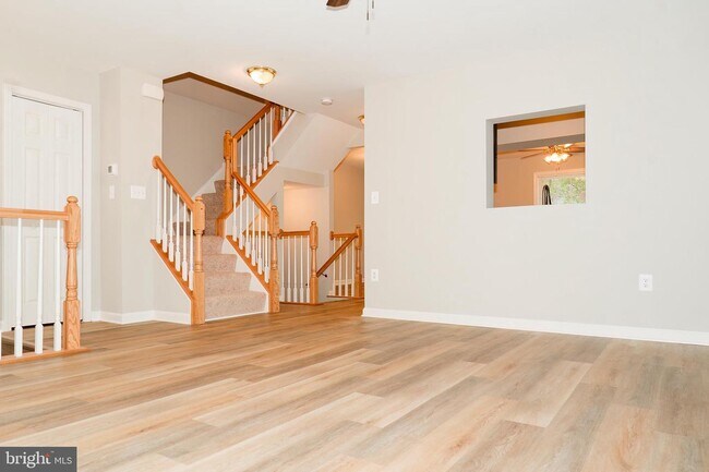 Building Photo - 46800 Ironstone Terrace