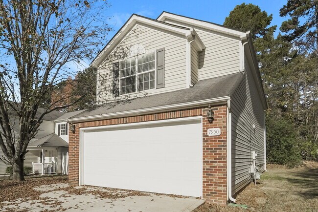 Foto del edificio - 7950 Bristle Ln