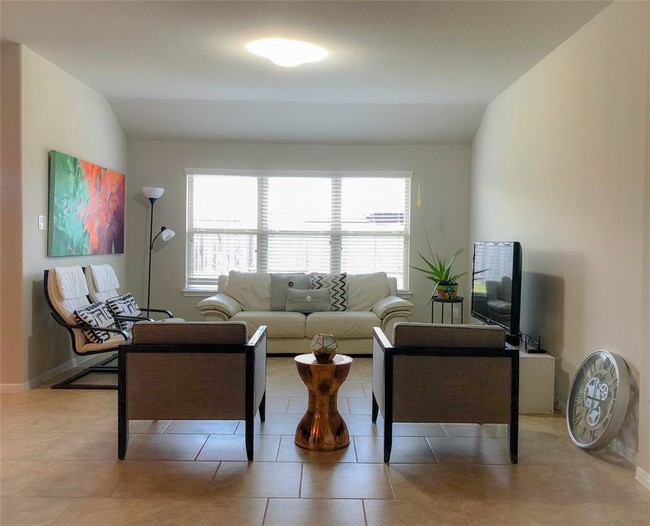 Foto del edificio - 3310 McDonough Way