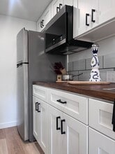 Building Photo - 445 Ranney St