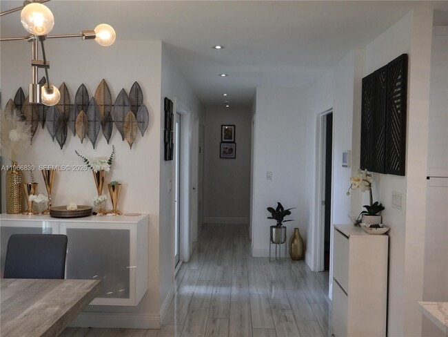 Building Photo - 5505 SW 9th St