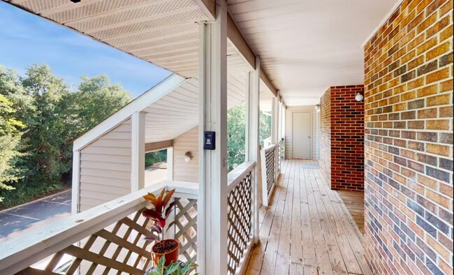 Foto del edificio - 220 Elm St