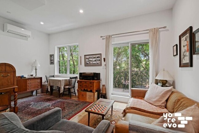 Building Photo - 2 bedroom in Brooklyn NY 11216