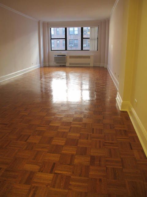 Primary Photo - 442 W 57th St